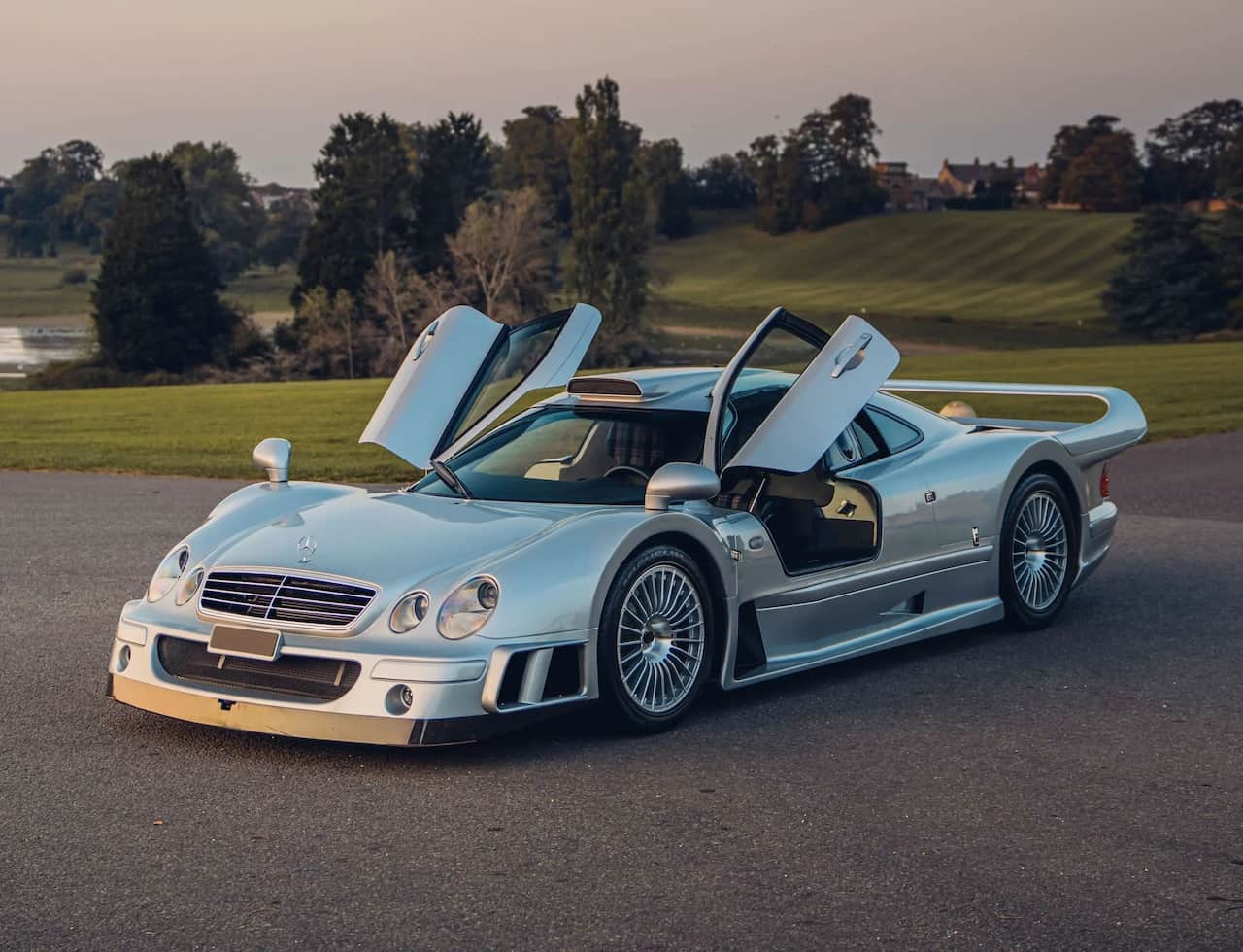 Mercedes Benz AMG clk gtr