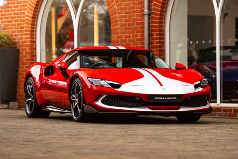 Quelle Ferrari pour 300 000