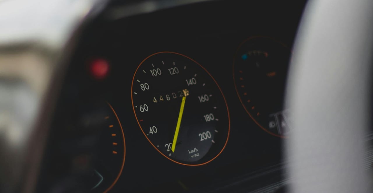 130 mph en kmh